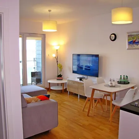 Kolfish Apartament Kolobrzeg Exterior photo